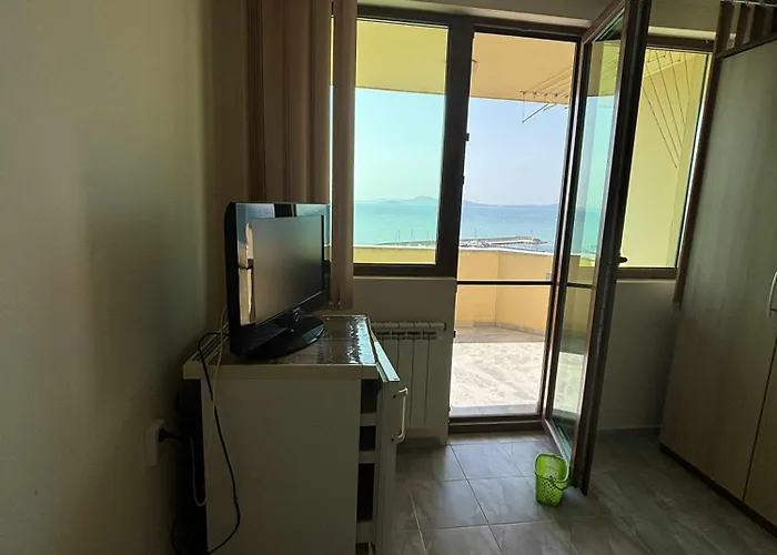 за гости денкови Burgas City