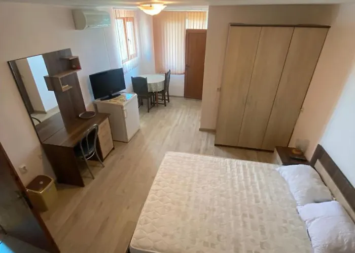 Pensiune за гости денкови Burgas City