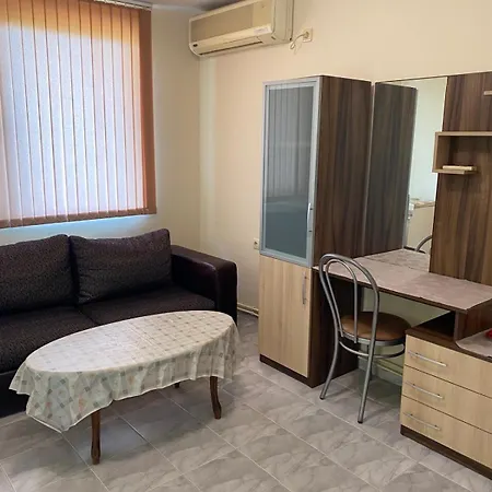за гости денкови بيت ضيافة