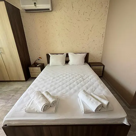 за гости денкови Guest house